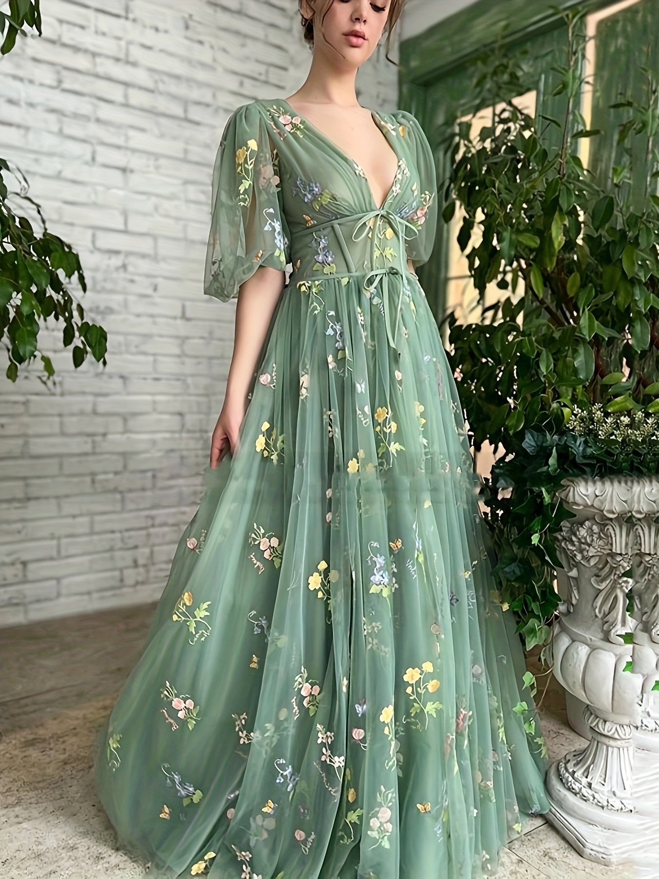 Elegant Floral Embroidered A-line Skirt with Transparent Sleeves, V-neck And Long Skirt, Suitable for Weddings, Dances And Special Occasions.