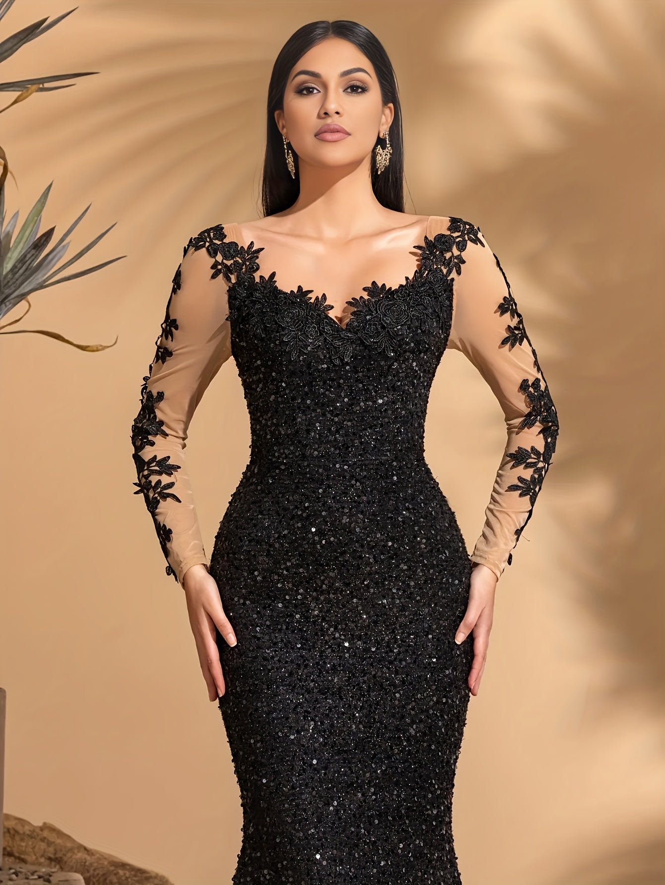 V-neck Appliqué Decorated Flare Party Dress